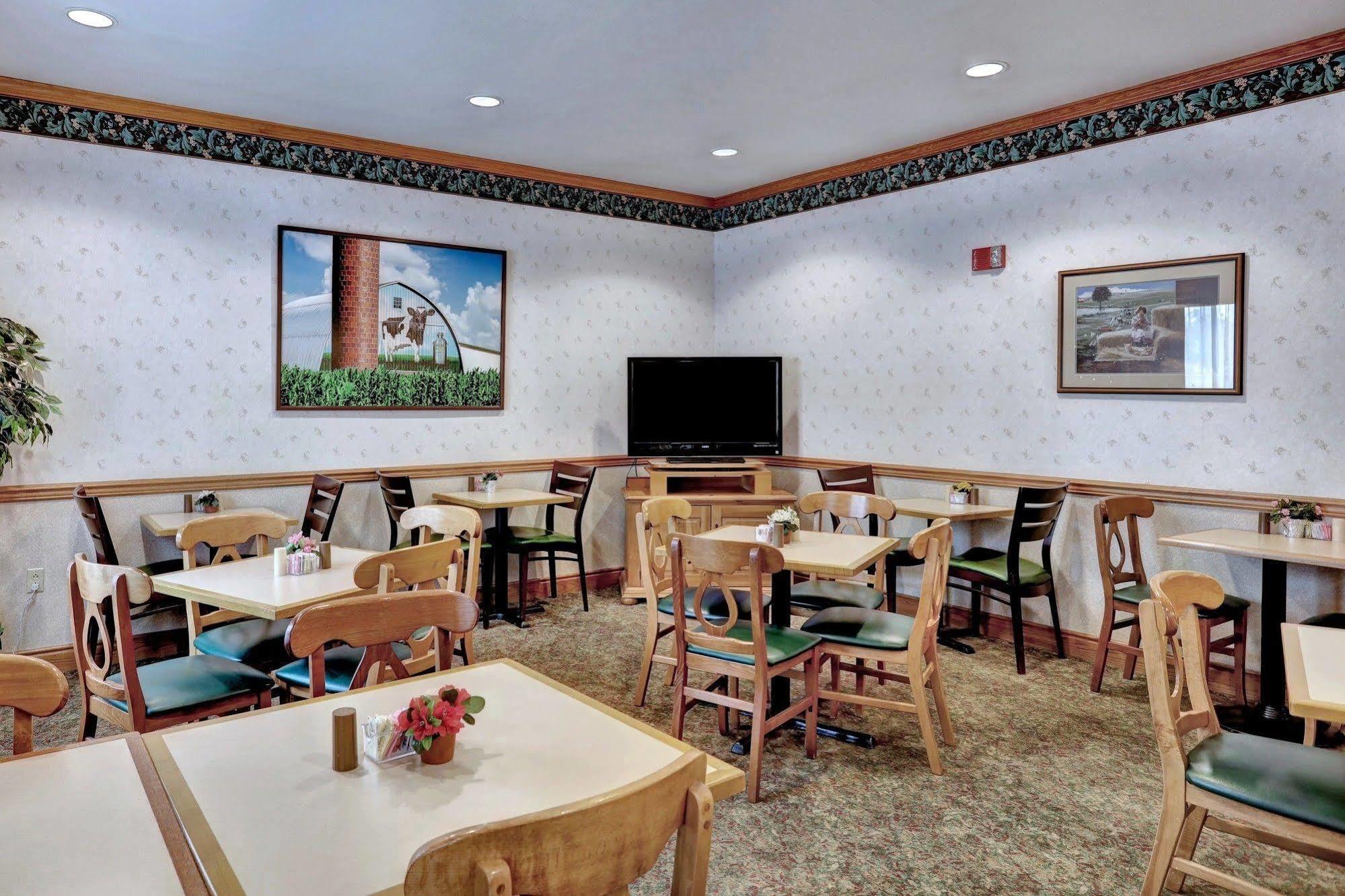 Lancaster Inn&Suites Manheim Exterior foto